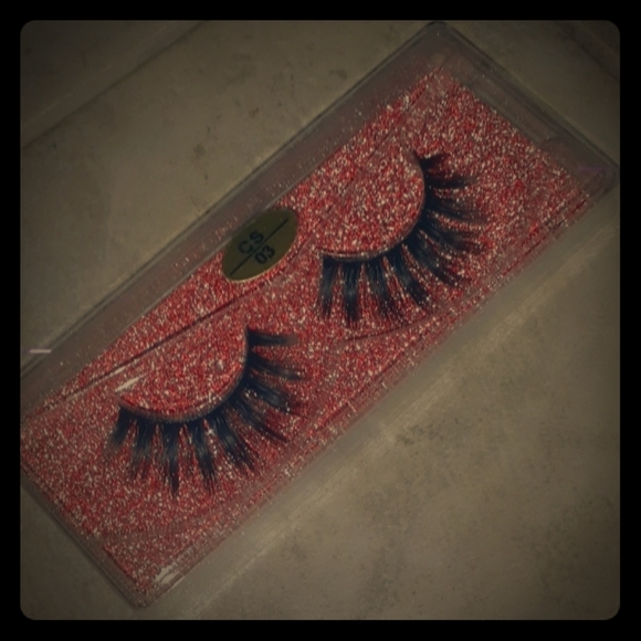 Mink Eyelashes - Picture 1 of 1